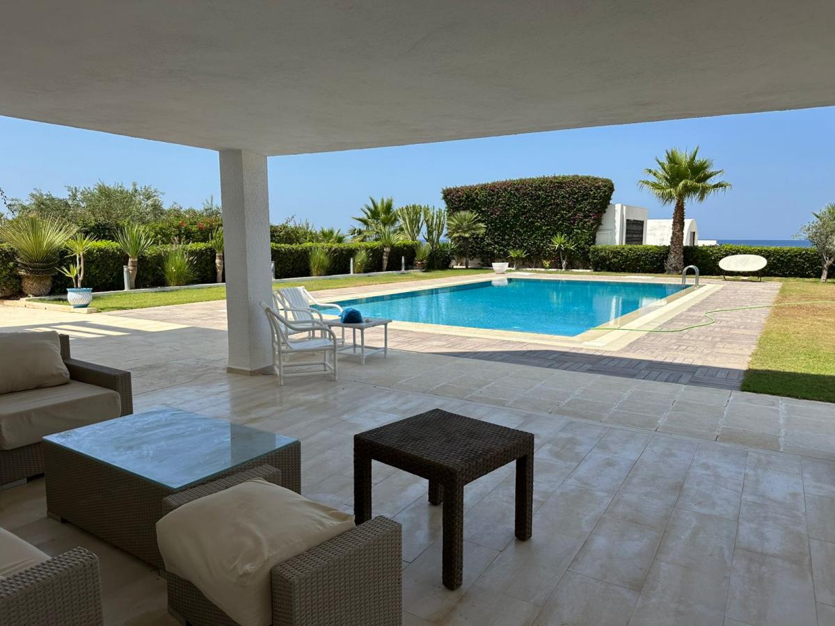 Hbergement de vacances Maison/Villa CHOTT-MERIEM TUNISIE  