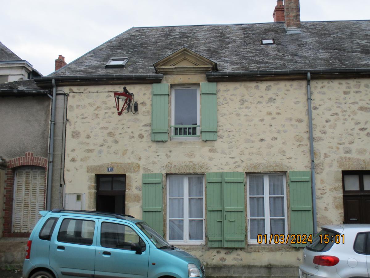 Location annuelle&nbsp;Appartement&nbsp;CHATEAU CHINON VILLE&nbsp;58120&nbsp;Ni�vre&nbsp;FRANCE