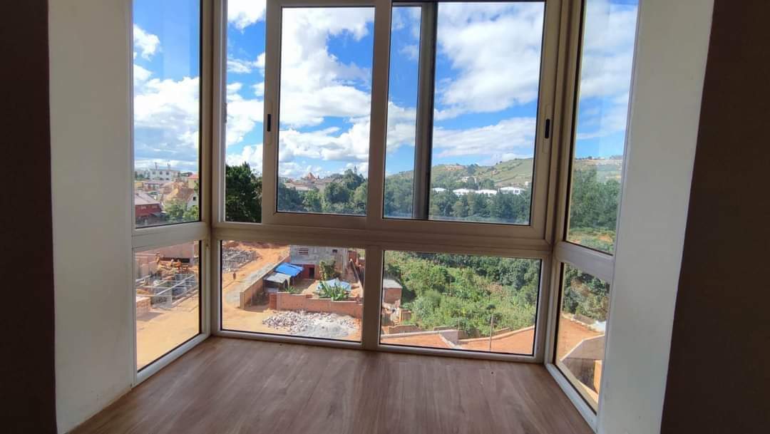 Location annuelle Appartement ANTANANARIVO MADAGASCAR  