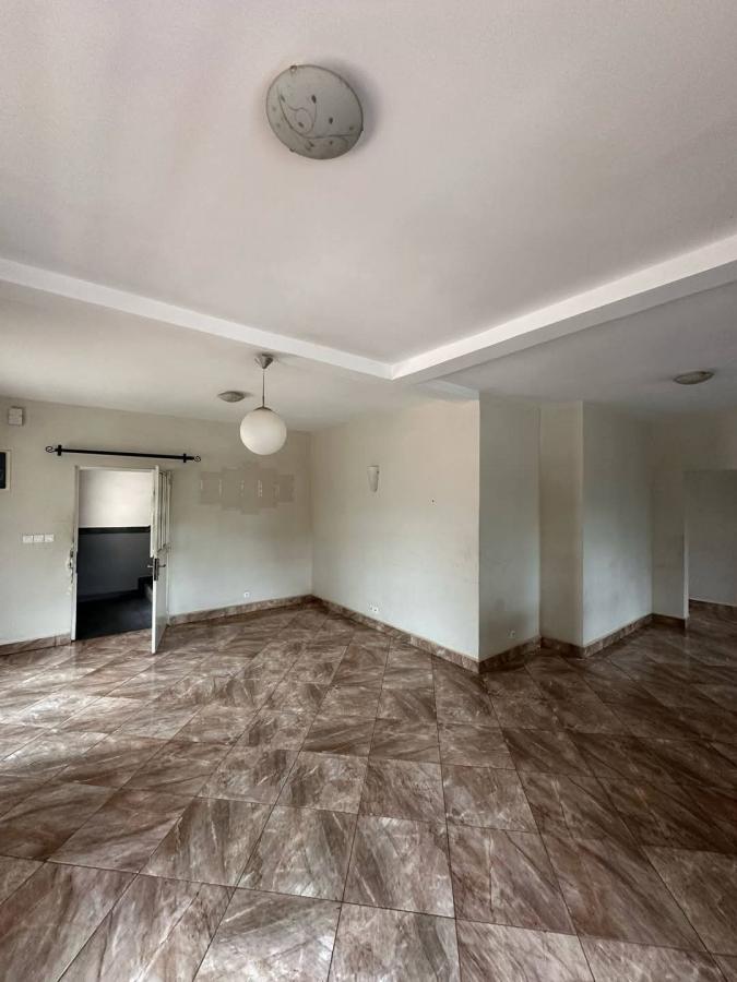 Location annuelle Appartement ANTANANARIVO MADAGASCAR  