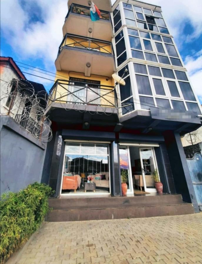 Location annuelle Bureau/Local ANTANANARIVO MADAGASCAR  