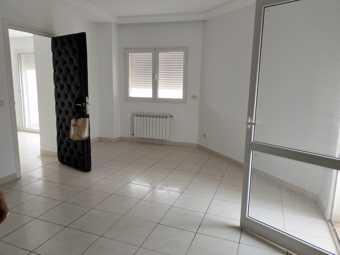 Location annuelle Bureau/Local SOUSSE TUNISIE  