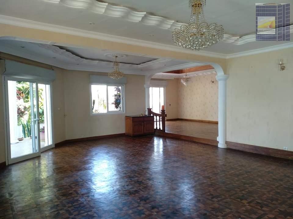 Location annuelle Maison/Villa ANTANANARIVO MADAGASCAR  