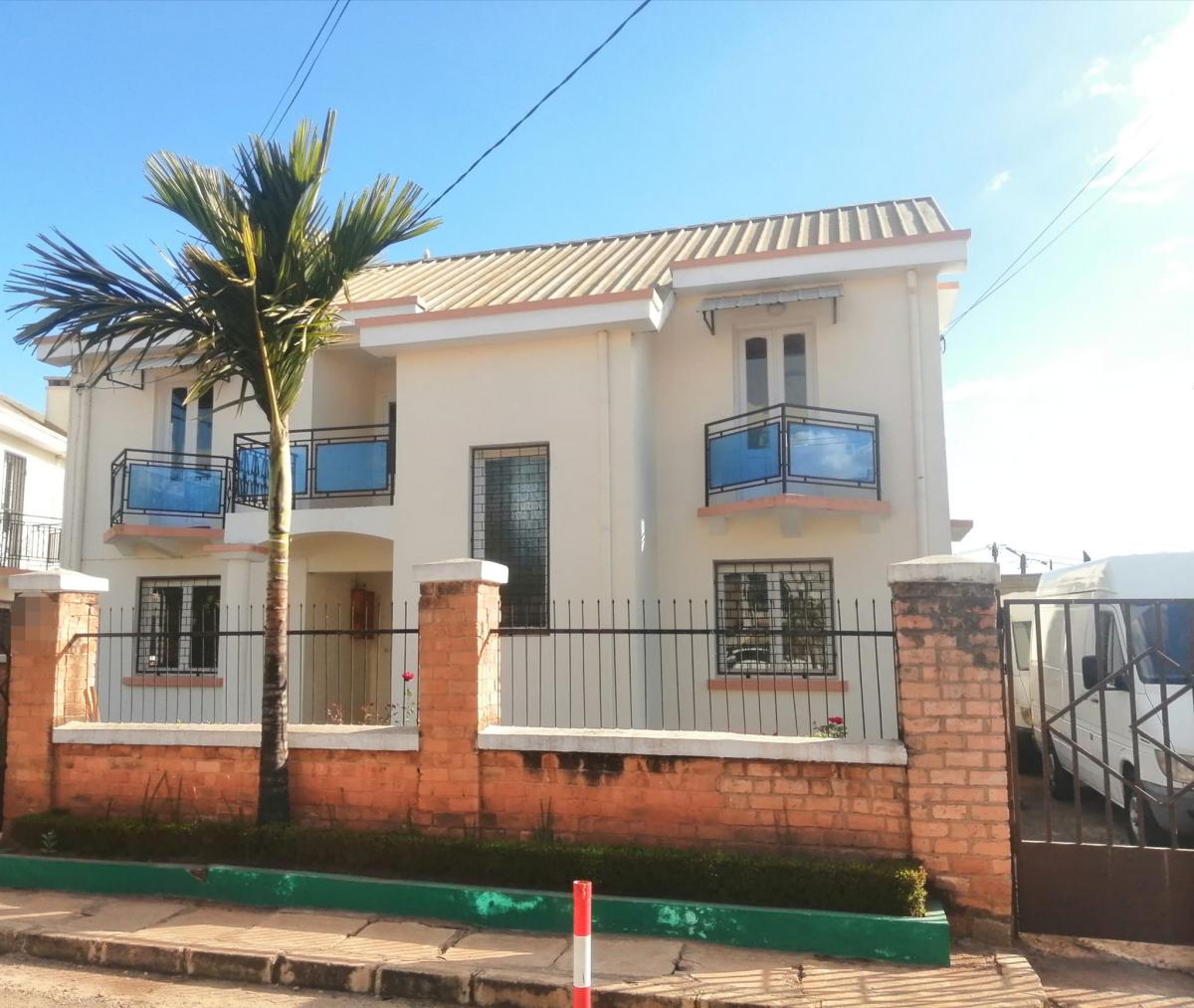 Location annuelle Maison/Villa ANTANANARIVO MADAGASCAR  