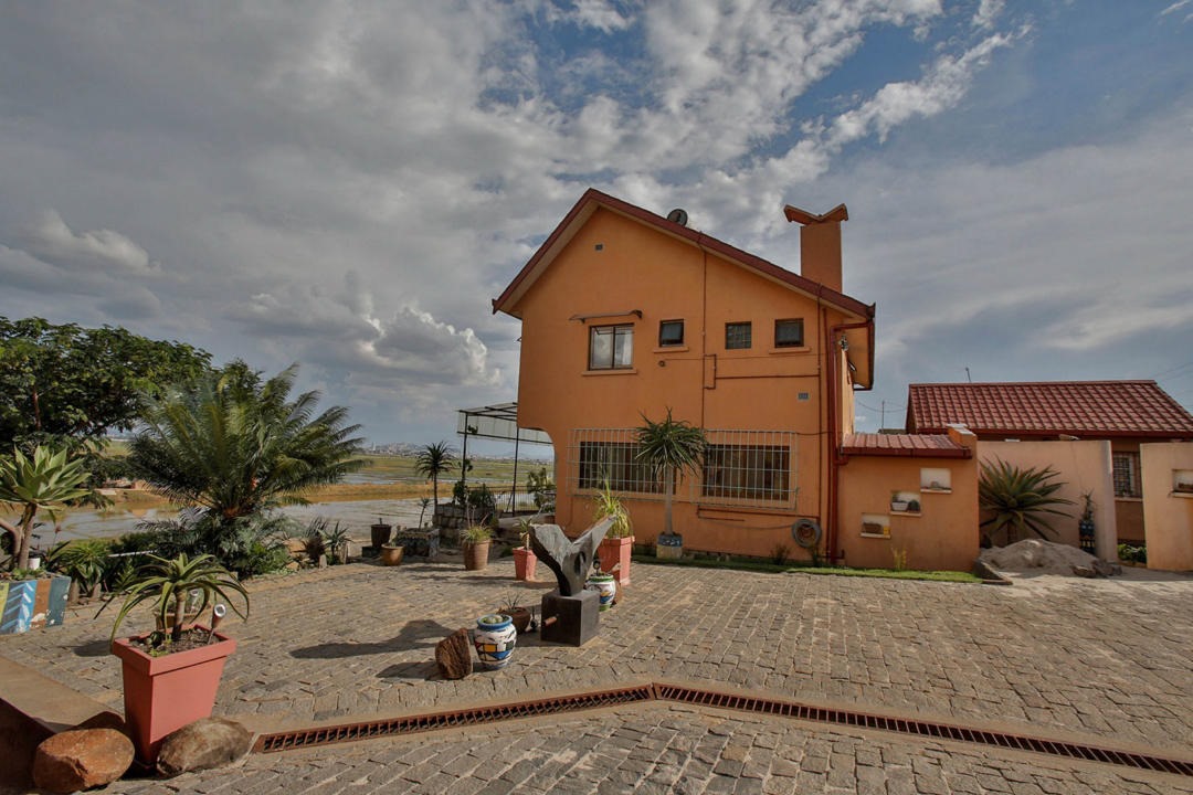 Location annuelle Maison/Villa ANTANANARIVO MADAGASCAR  