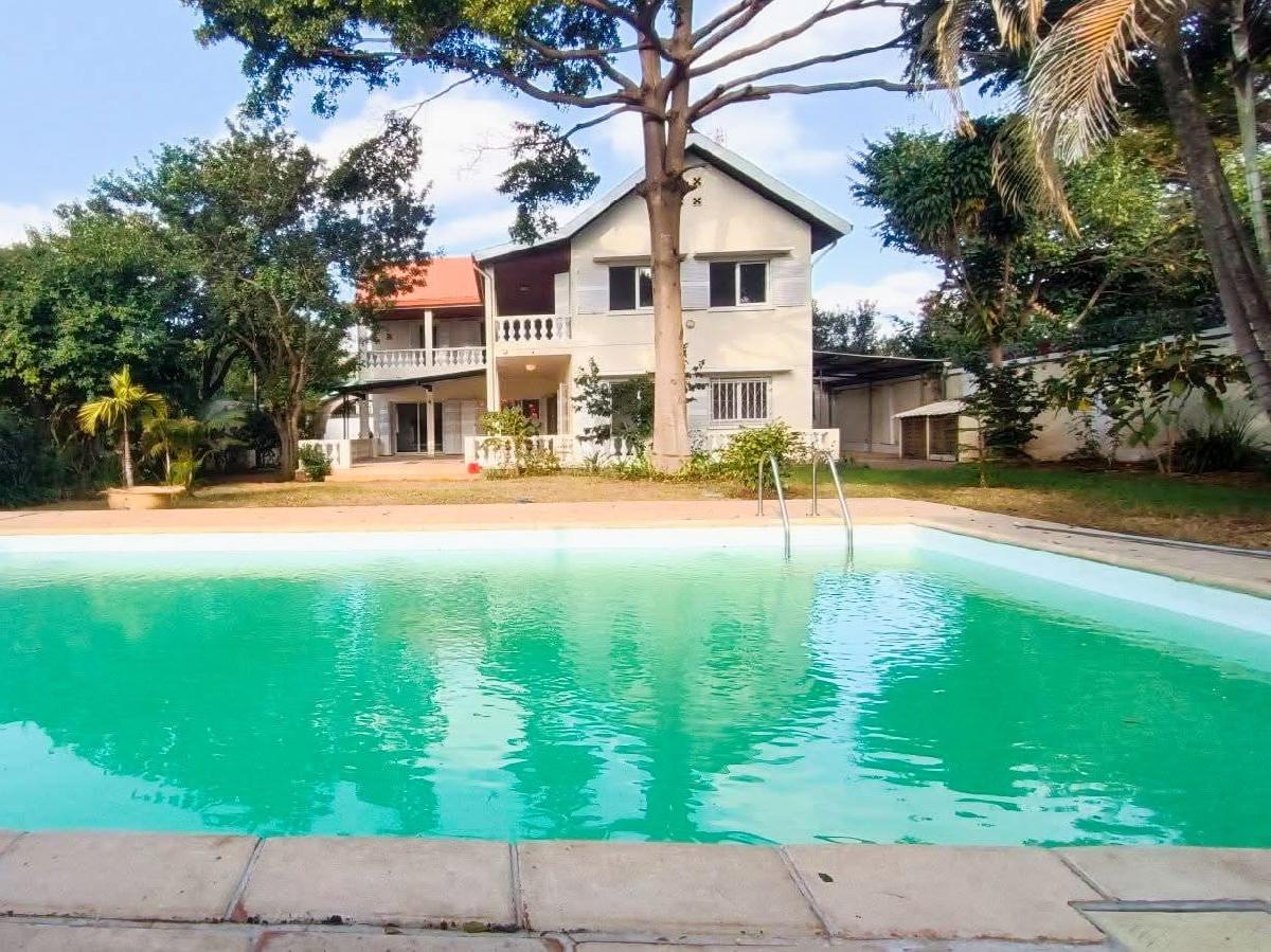 Location annuelle Maison/Villa ANTANANARIVO MADAGASCAR  