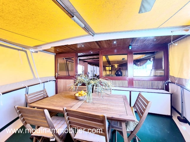 Location annuelle Peniche/Bateau HAMMAMET TUNISIE  