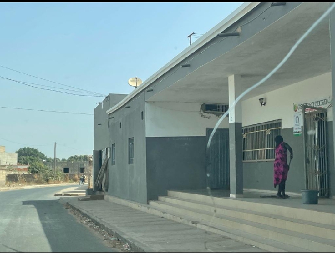 Vente Bureau/Local SALY SENEGAL  