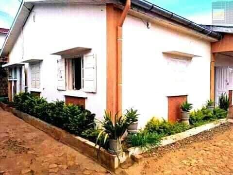 Vente Maison/Villa ANTANANARIVO MADAGASCAR  