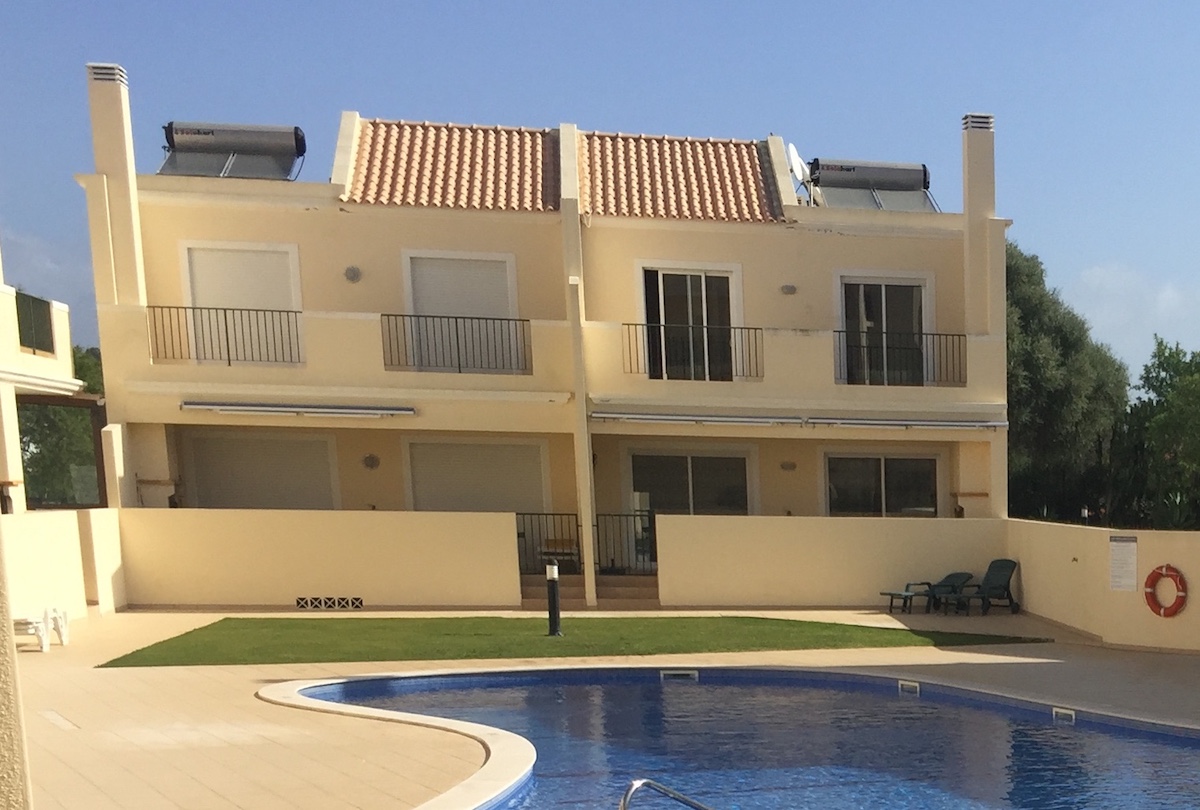 Villa traditionnelle V2   1 en copropriété dans l'Algarve Albufeira ...