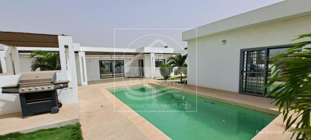 Vente Maison/Villa SINTHIANE SENEGAL  