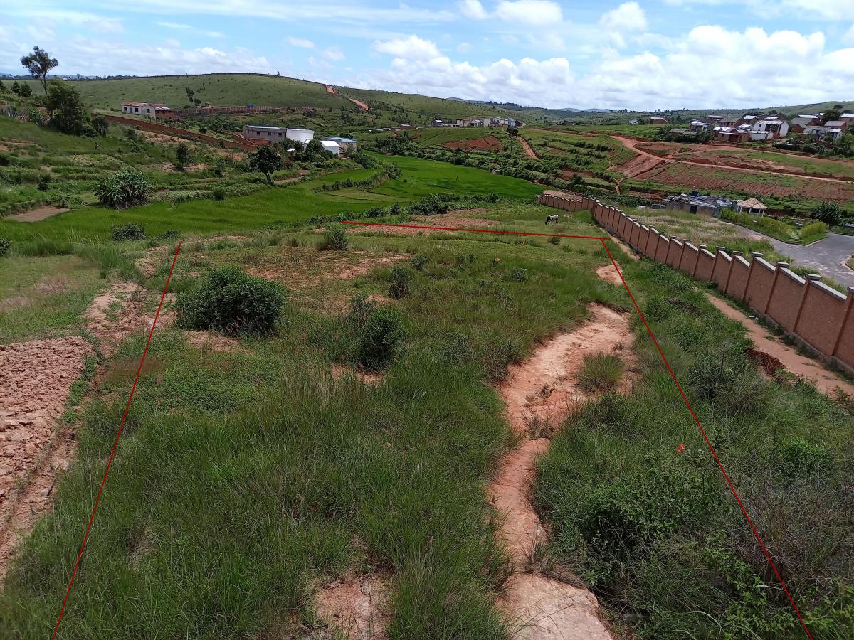 Vente Terrain BETSIZARAINA - ANTANANARIVO MADAGASCAR  