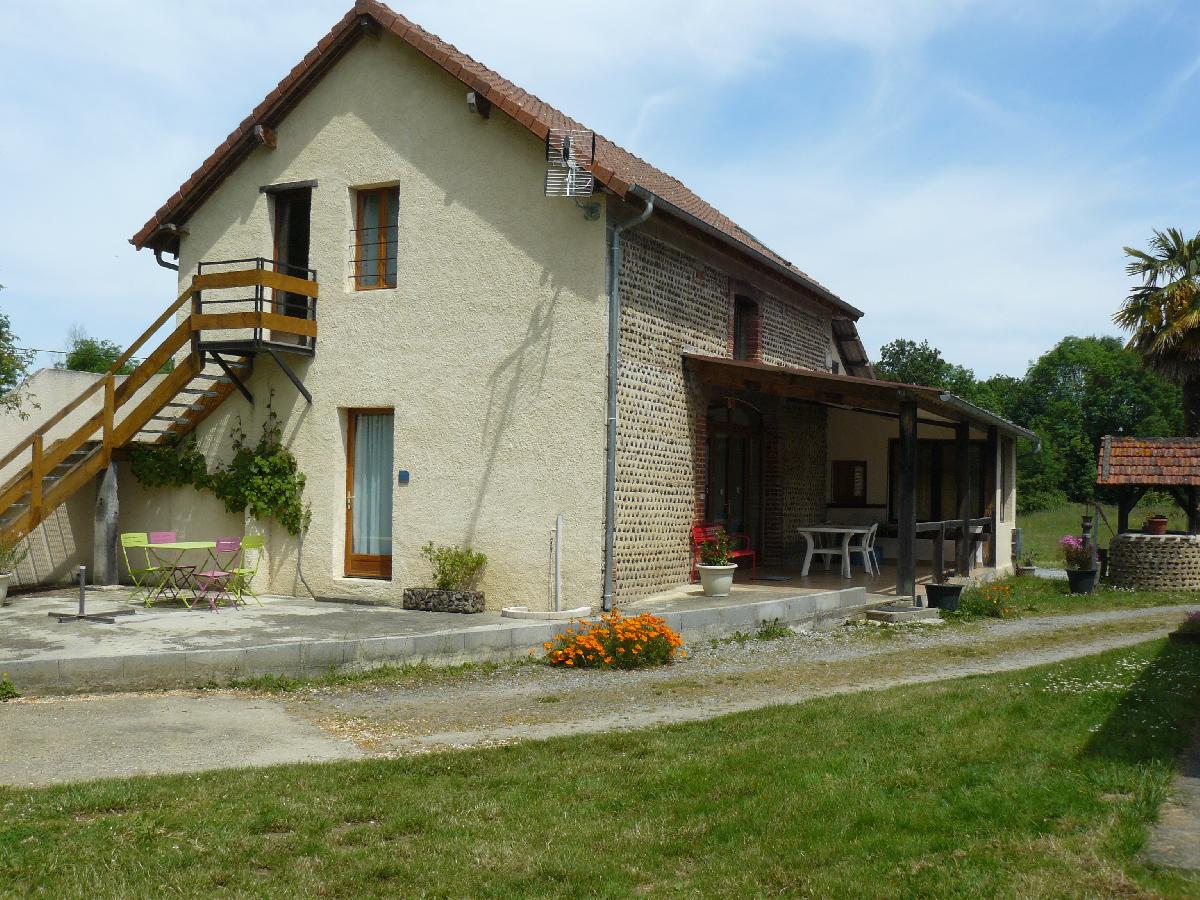 Hébergement de vacances Maison/Villa LESPIELLE 64350 Pyrenées Atlantiques FRANCE