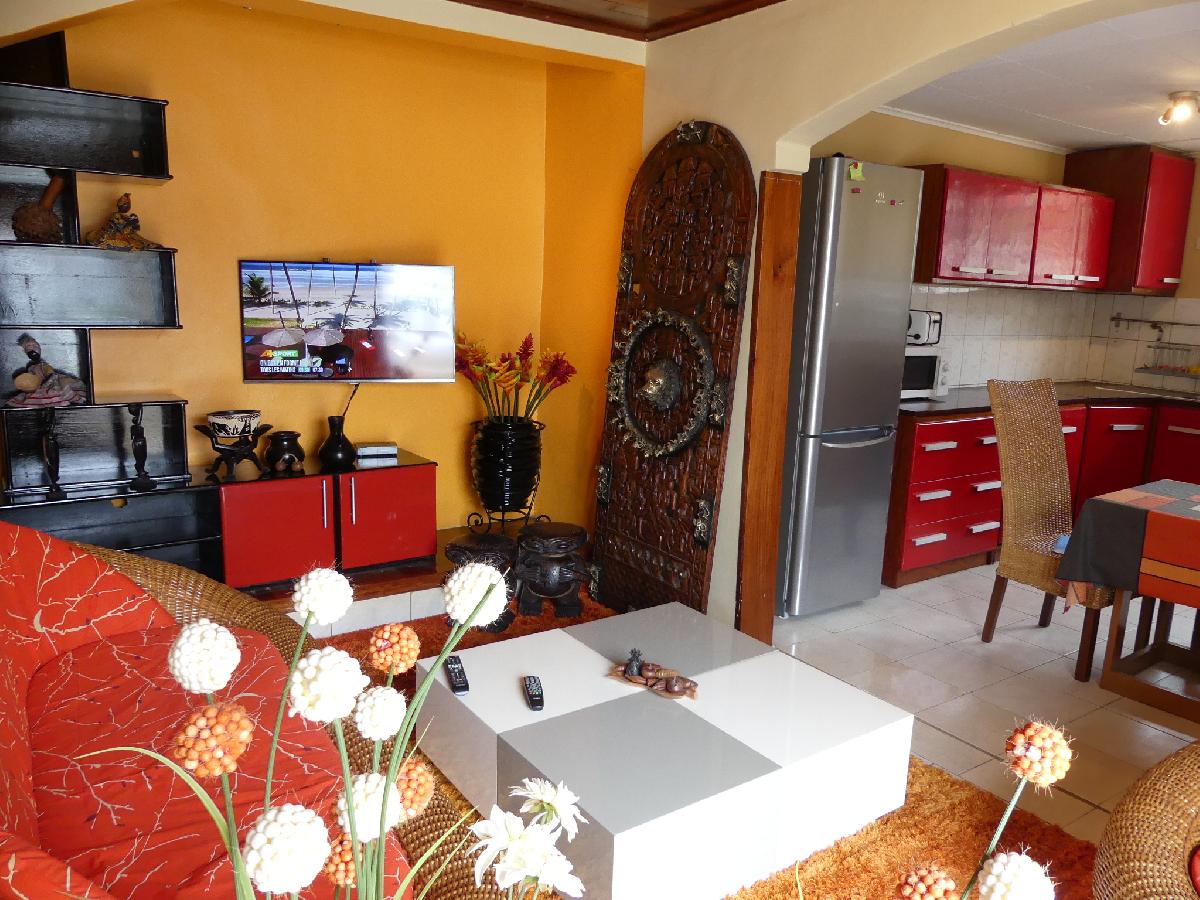 Hébergement de vacances Maison/Villa YAOUNDE - ODZA CAMEROUN  
